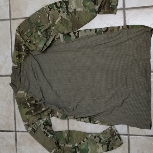 USGI Multicam OCP Army Combat shirt FR rated Large under armour Gen 1 mock neck - Picture 6 of 9